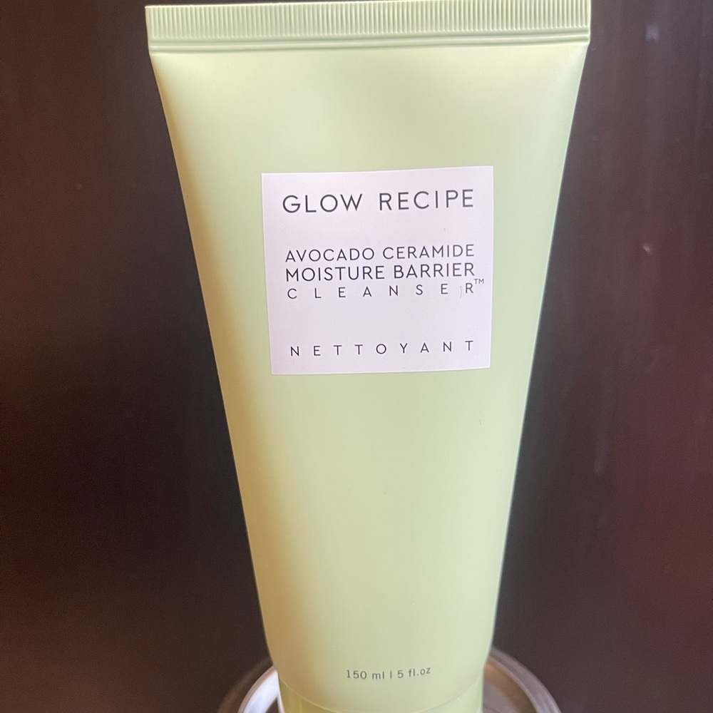 Glow Recipe Avocado Ceramide Moisture Barrier Cleanser